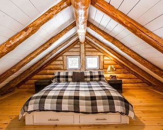 Le log home - Locations du sommet - Saint-Adolphe-d'Howard - Chambre