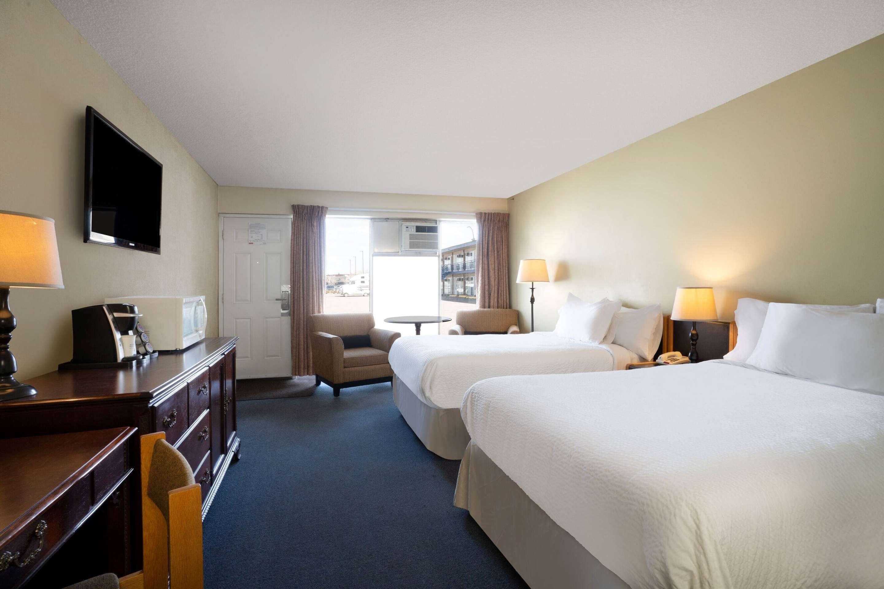 Thriftlodge by Wyndham Regina North thumbnail 3