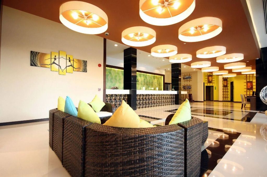 لاكانا بوول سايد ريزورت