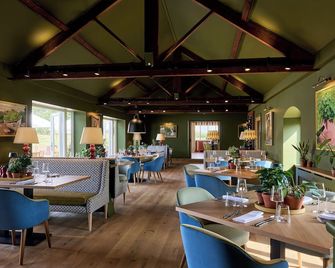 Mad Swans in The Mendips - Farrington Gurney - Restaurant