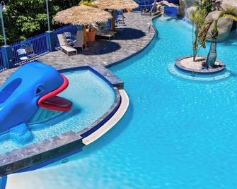 Hotel Vista Azul - Aguadilla - Pool