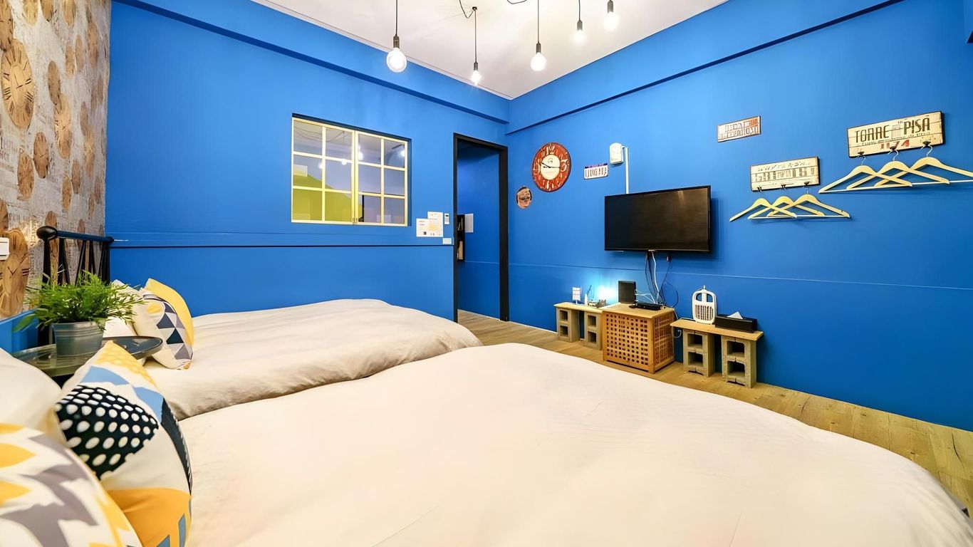 تاينان ليتل داي