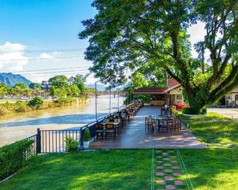 Lisha Grand Riverside Hotel - Vang Vieng