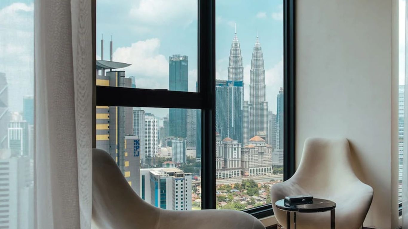 إكسبريشنز بروفيشونال سويتس باي ميكي