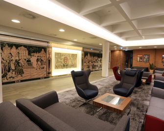 Hampton by Hilton Gdansk Old Town - Gdansk - Lounge