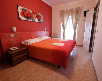 Albergo Costa - Imperia - Habitación