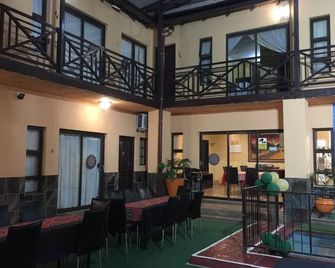 Sgegede Guest House - Pretoria - Lobby