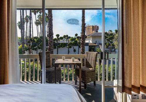 Howard Johnson by Wyndham Anaheim Hotel & Water Playground from $55.  Anaheim Hotel Deals & Reviews - KAYAK