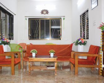Hotel Kavijay Sea View & Spa - Dāpoli - Lobby