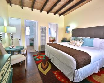 Pleasant Inn - Morro Bay - Bedroom