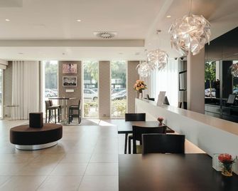 Stylish Oudenaarde Retreat with Bike-Friendly Amenities | Steps to Market - Oudenaarde - Lobby