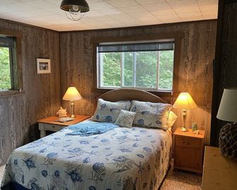Hood Canal Beach House~What a View!!! - Belfair - Habitación