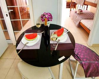 Adeje House 2 bedrooms, Wifi Free - Adeje - Comedor