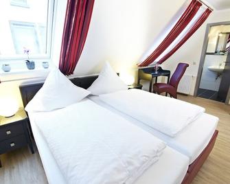 Hotel Gasthaus Schröer - Mettingen - Bedroom