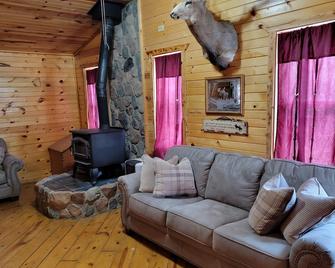 Black Hills Get-Away! - Custer - Salon
