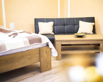 D&B central apartment - Oradea
