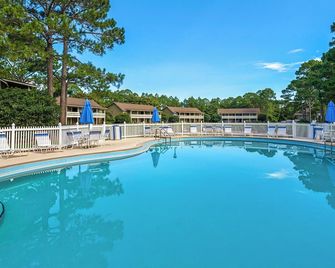 Sleeps 8 w/ Resort Pools, Tennis, Golf & Beach Access + Attraction Tickets! - Miramar Beach - Uima-allas