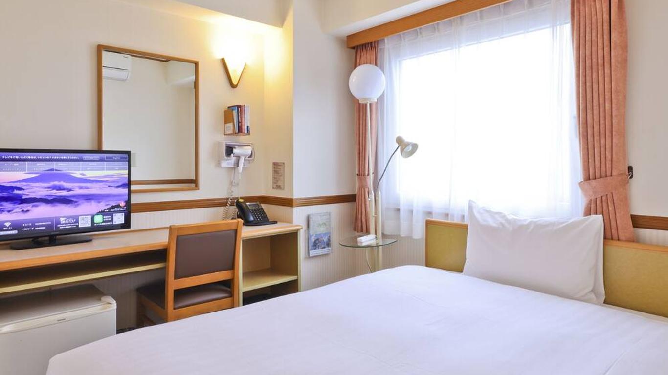 Toyoko Inn Shin-shirakawa Ekimae