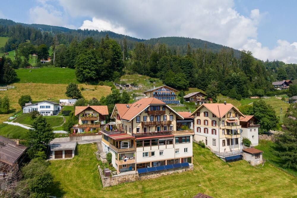Hotel Zeit & Traum Privat Spa - Beatenberg - Gebäude