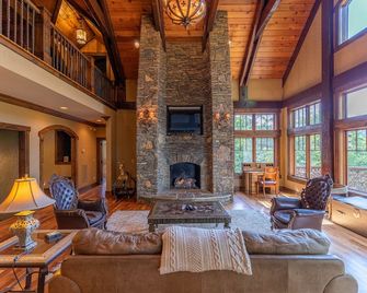 Adirondack - 布恩（北卡羅來納州） - 客廳