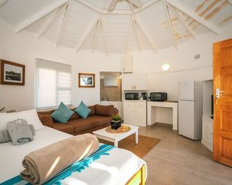 Surf Motel - Umdloti - Living room