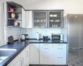 Njoy! Modern & Zentral - Wlan - Badewanne - Perfekt Für Work & Travel - Göppingen - Kitchen