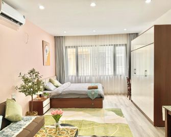 Brightening - Cozy - Spacious Apartment - Cu Chinh Lan by The Little Home - Hanoi - Bedroom