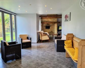 Gite Esquelbecq, 4 bedrooms, 9 persons - Esquelbecq - Sala de estar