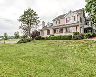 West Ridge Bed And Breakfast - Elizabethtown - Будівля