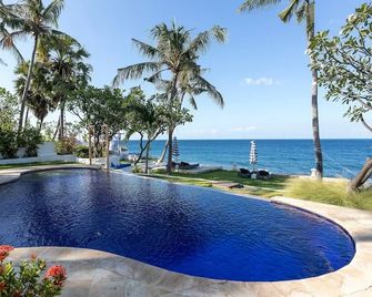 Kanna Seafront Estate Tulamben - Kubu - Pool