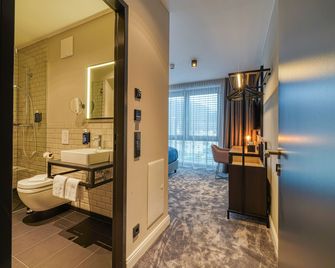 Vienna House Easy By Wyndham Bonn - Bonn - Bad