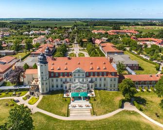 Schloss Fleesensee - Goehren-Lebbin - Budova