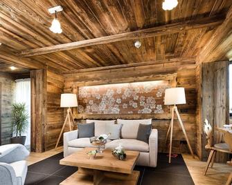 Mondi-Holiday Alpenblickhotel Oberstaufen - Oberstaufen - Sala de estar