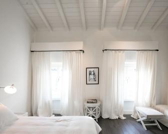 Hall Suites - Empoli - Habitación