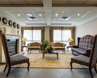 Monte Carlo Inn Oakville Suites - Oakville - Lounge