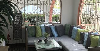 Casa Isabel Bed & Breakfast - San Juan
