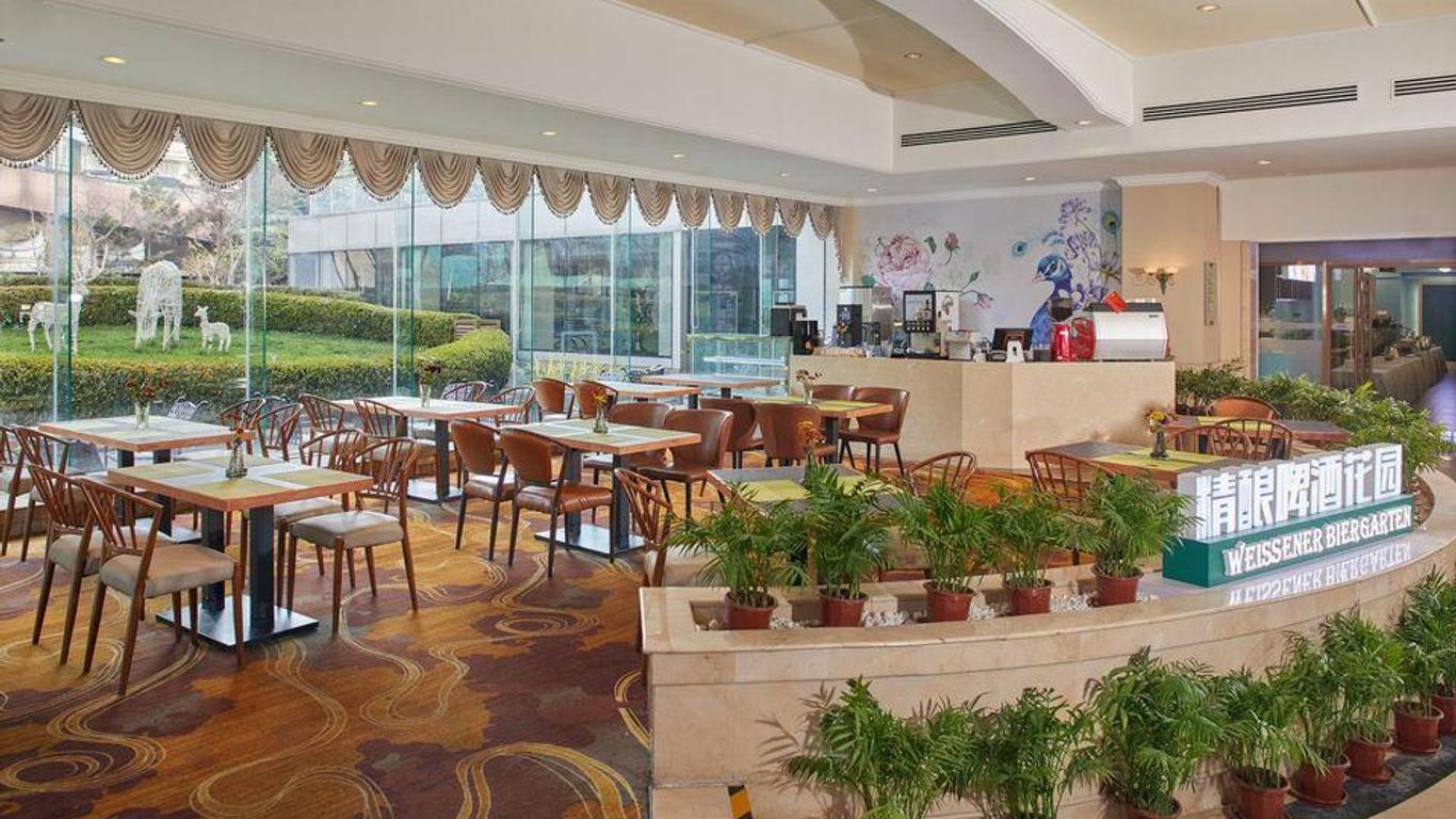 5l Hotel