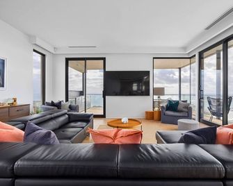 Bayview Luxe Entertainer Pool World Class View - Mount Martha