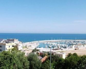 Albergo Villa Vittoria - Rodi Garganico