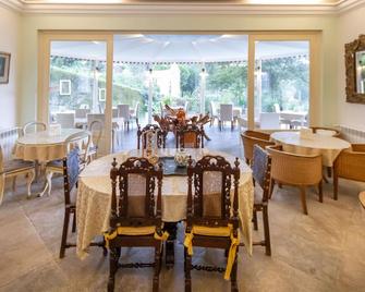 Quinta Das Murtas B&B - סינטרה - מסעדה