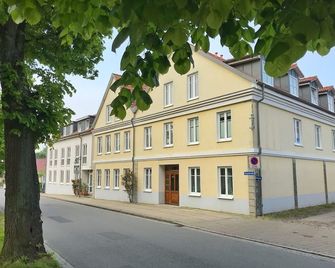 Hafenresidenz - Ferienwohnung 37 - Wiek - Gebäude