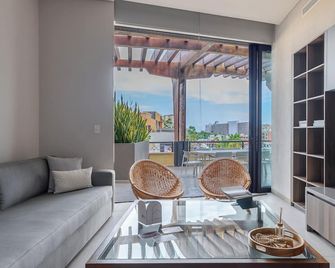 The Paraiso Residences at Marina Cabo - Cabo San Lucas