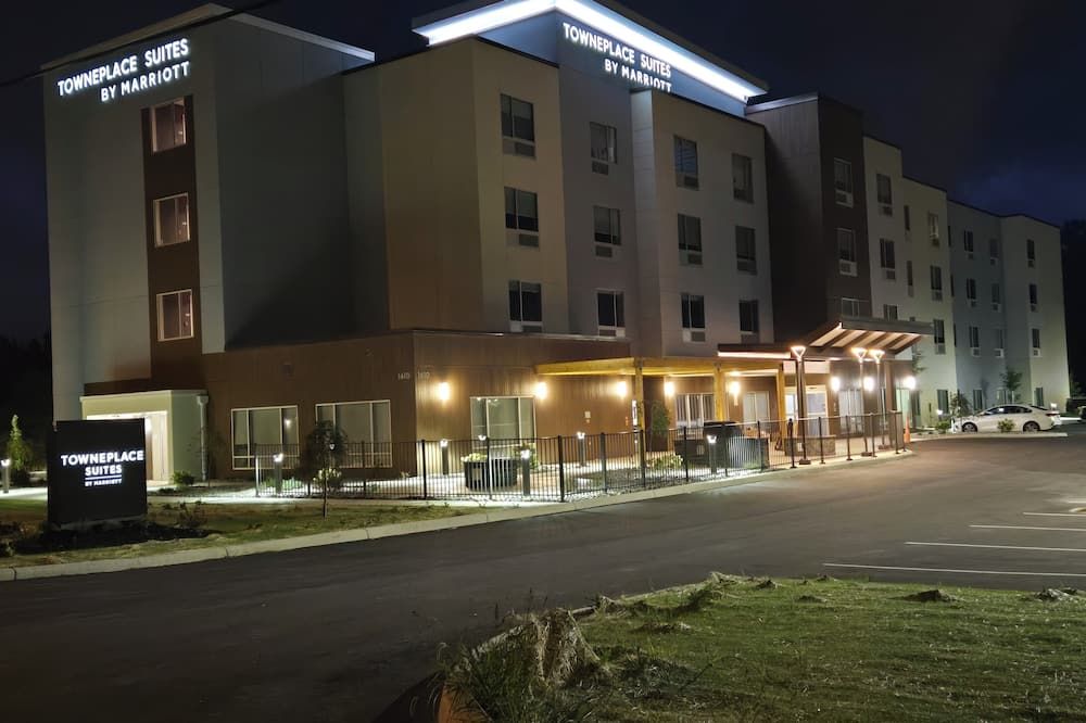 TownePlace Suites by Marriott Youngstown North - Youngstown - Bygning