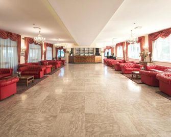 Grand Hotel Adriatico - Montesilvano - Lounge