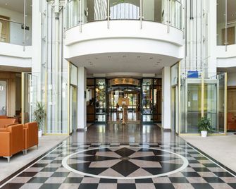 Atomis Hotel Munich Airport by Mercure - Oberding - Gebäude