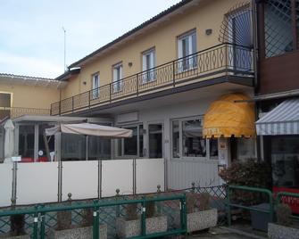 Hotel Gronda Lagunare - Tessera - Budova