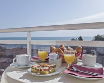 Hotel Sant Jordi - טאראגונה - מרפסת