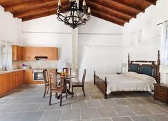 Meleni Cottage Houses - Pyrgos - Bedroom