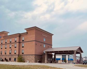 Sonesta Essential Minot - Minot - Building