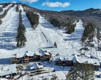 Ski-in/ski-out Cranmore Mountain Resort Condo! - North Conway